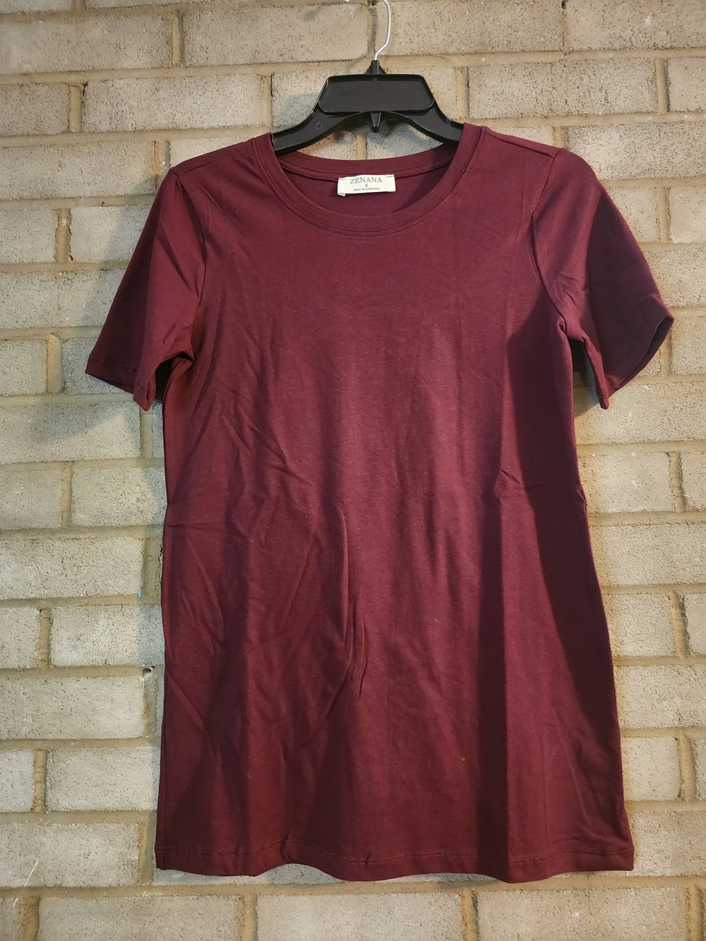Zenana Outfitters Burgundy Crewneck Tee
